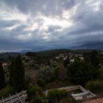 La villa au piano blanc